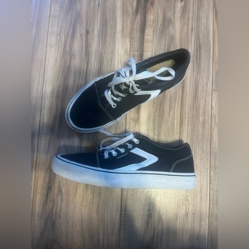 Air walk size 10